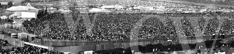 Chris Weston Festival Panoramic